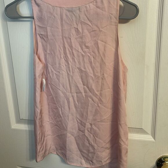 Vince. XSmall Blouse Pink NWOT with defects - Picture 5 of 9